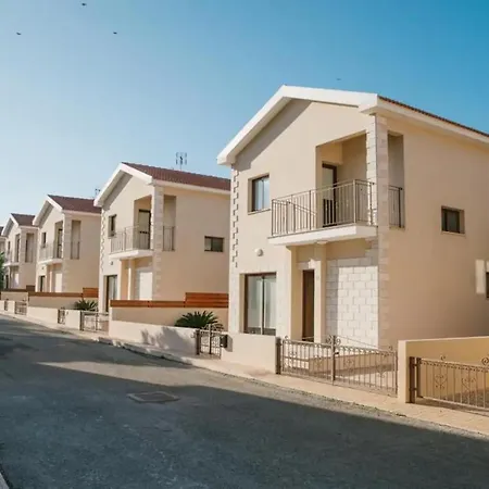 Willa Green Bay Villas Protaras