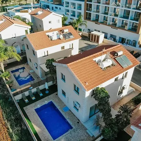 Green Bay Villas Villa *